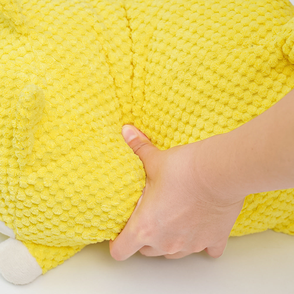 Plush Squeaky Dog Toy – Soft, Calming & Bite-Resistant Fun🐾