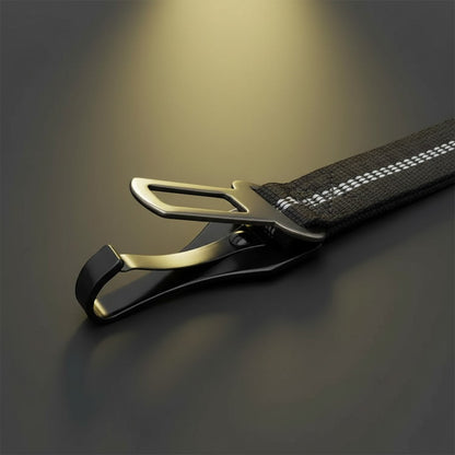 FURRYKU black adjustable dog car seat belt with zinc alloy buckle and reflective stitching.