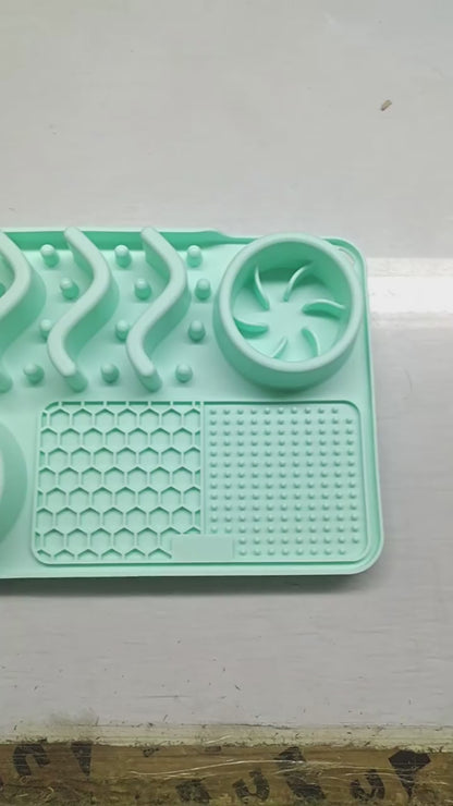 Slow Feeding & Licking Mat | Stress-Relief Enrichment Pad